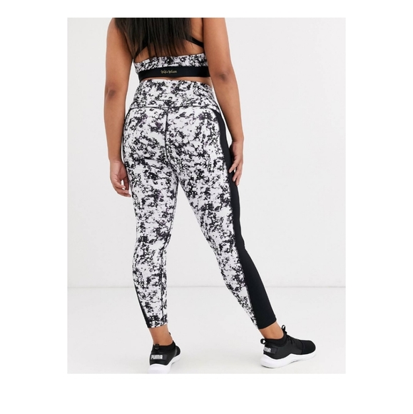 ASOS/ Wolf & Whistle Curve Workout/ Gym Set - Picture 7 of 8